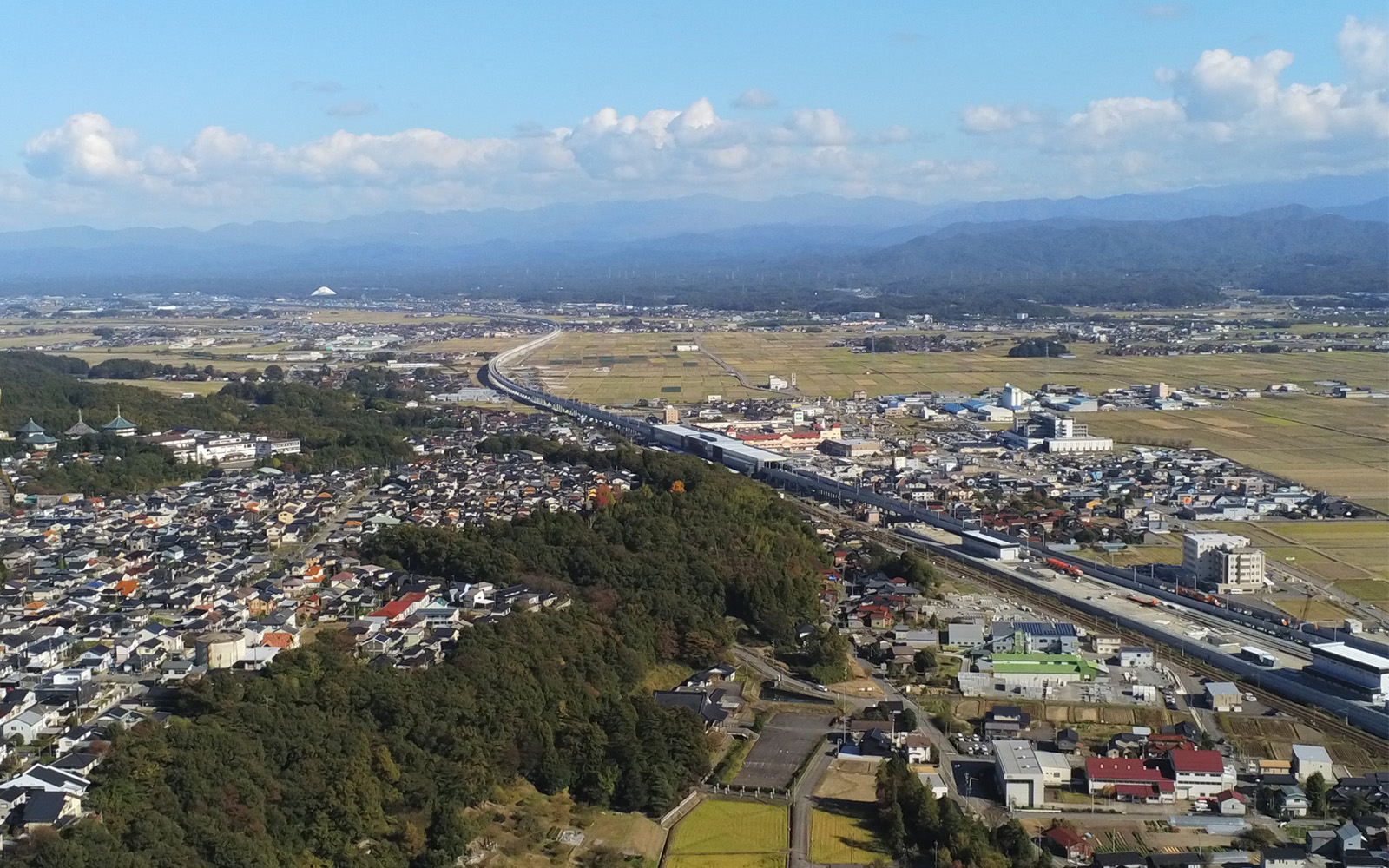 加賀温泉駅周辺の航空写真