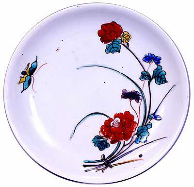 蝶に牡丹花束図皿