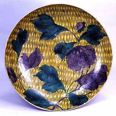 筵地文牡丹図平鉢