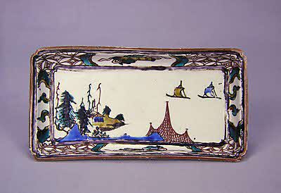 干網帰帆図隅入長角皿